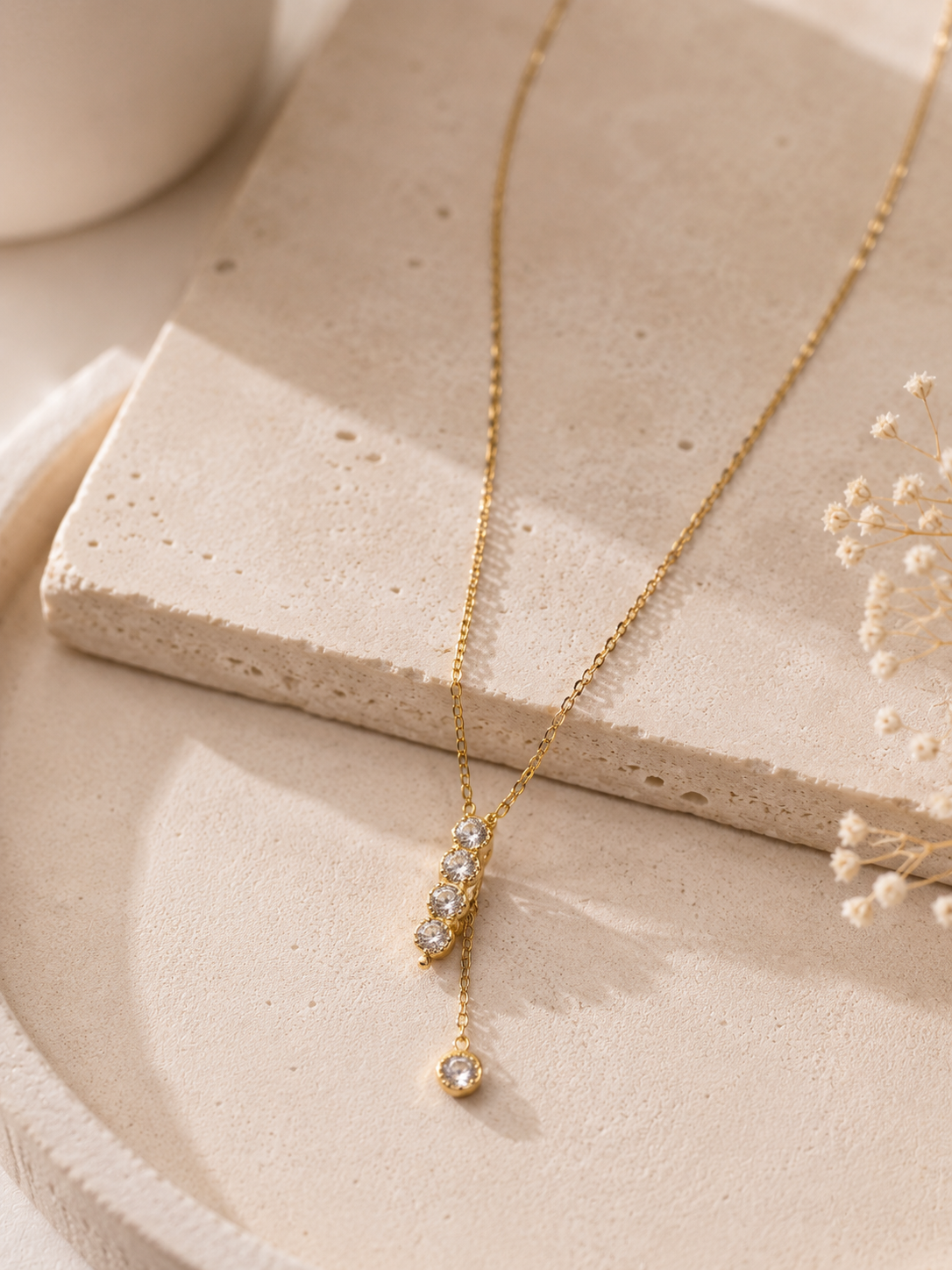 Collier Abby